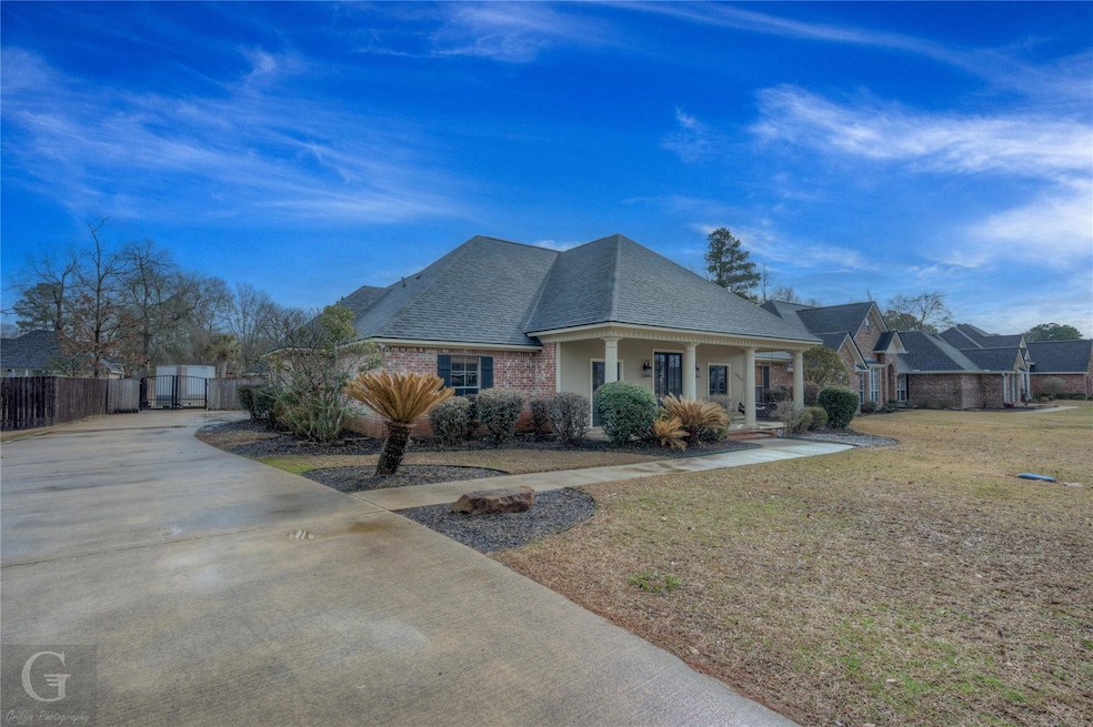 Front of home from street view.