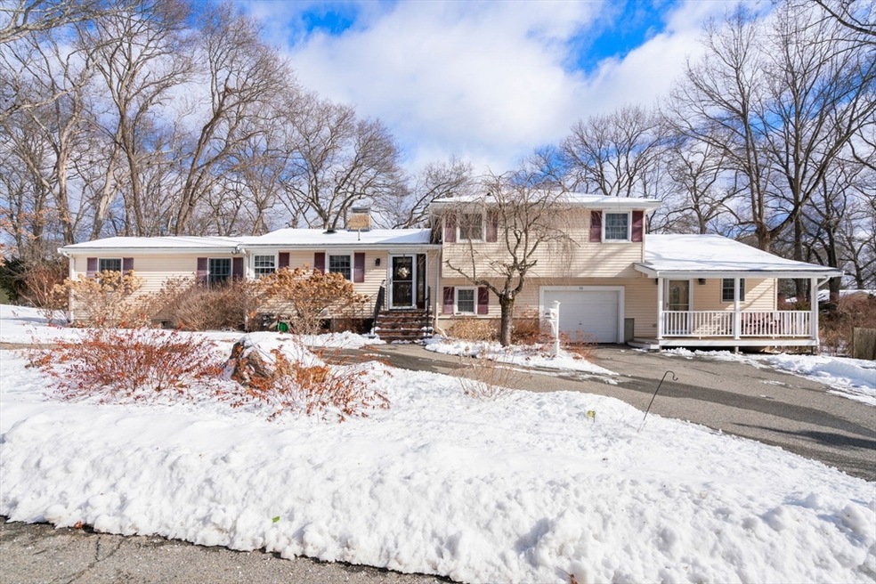 Sold $1,078,000 • Co-Listing Agent