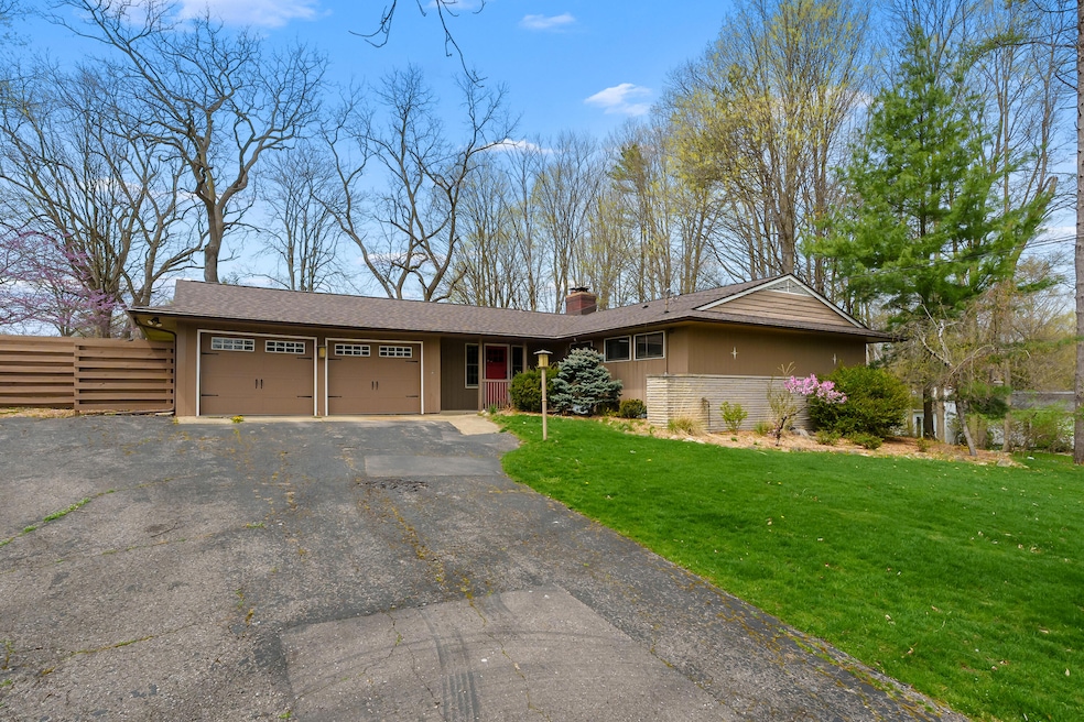 Old Colony Rd 4428 Kalamazoo 49008-37