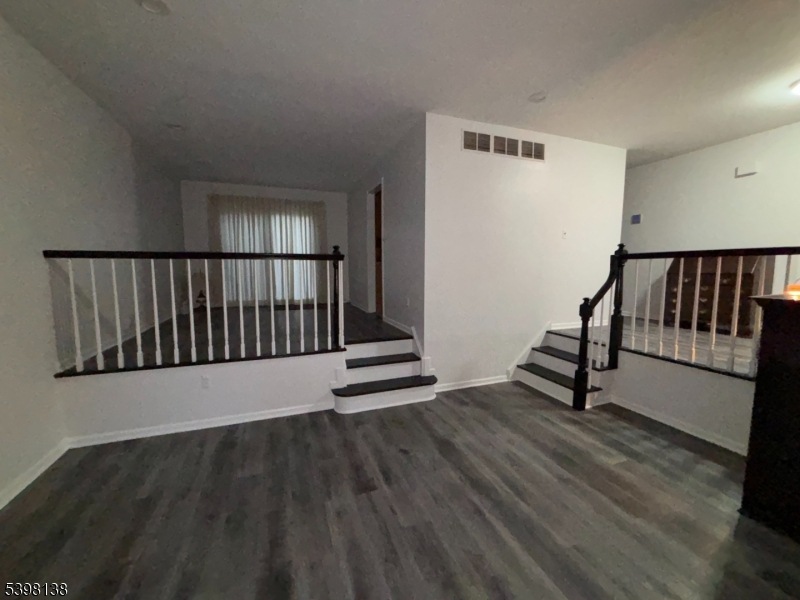 21 Teaberry Dr, Edison, NJ 08820 - photo 1