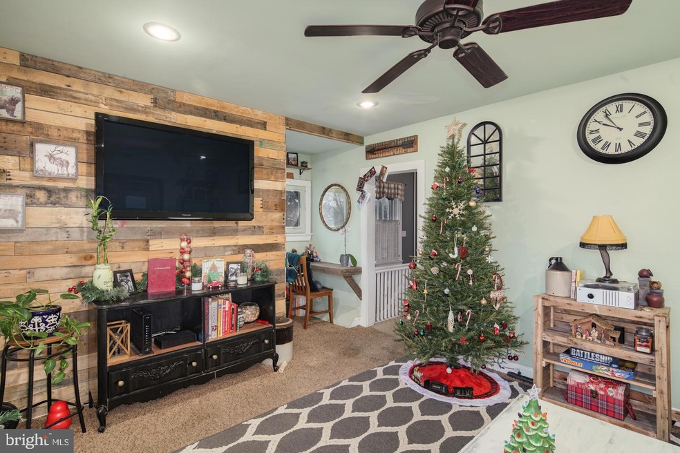 2 E Lakeview Ave, Oaklyn, NJ 08107 - photo 1