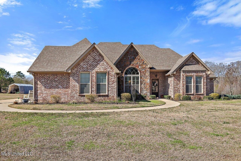 764 Hwy 469 S