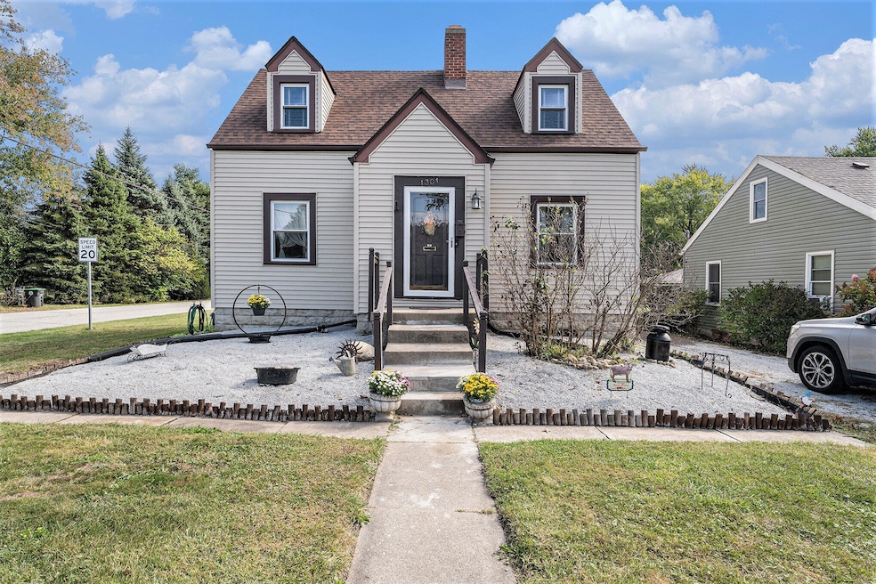 1301 Garfield St, Hobart, IN 46342 - photo 1