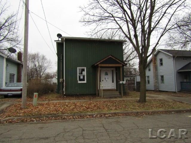 146 Seeley St, Adrian, MI 49221 - photo 1