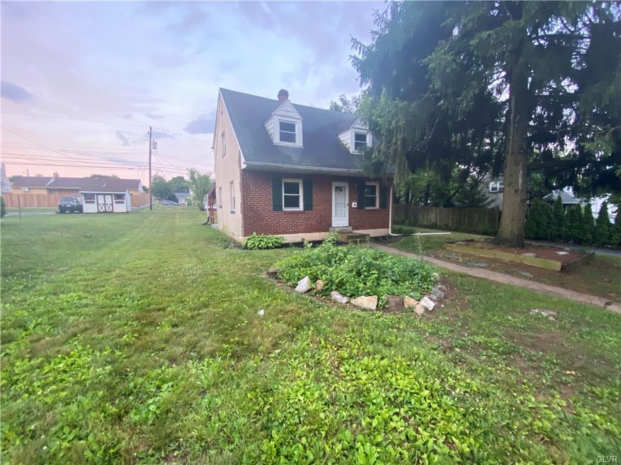 311 7th St, Whitehall, PA 18052 - photo 1