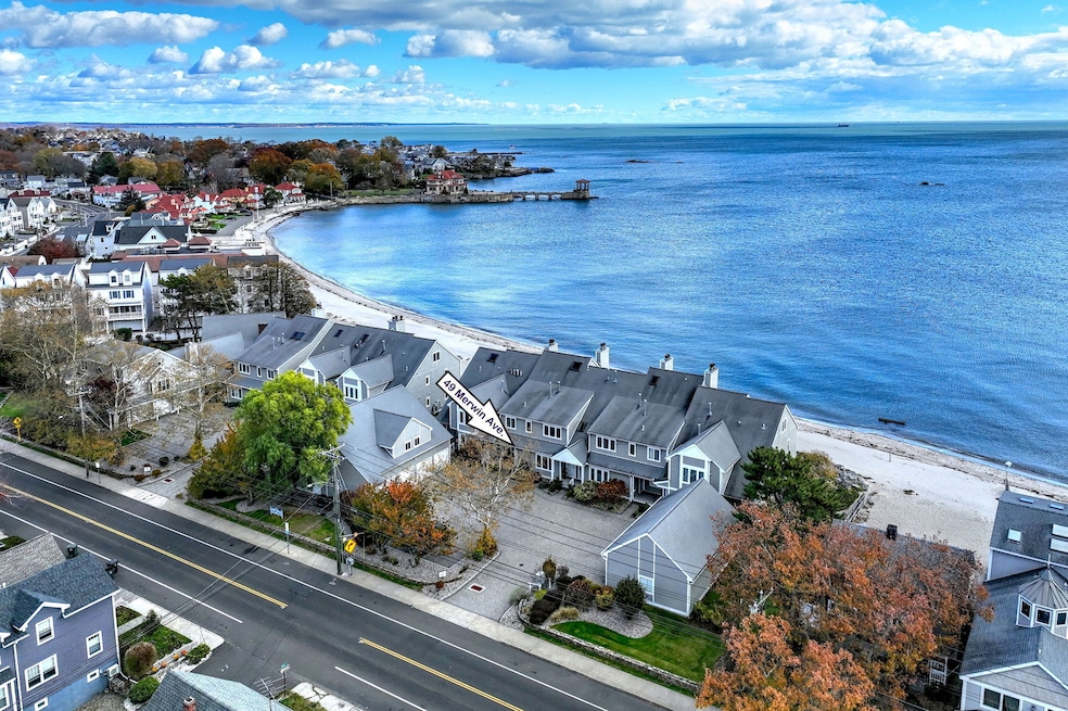 For Sale $799,900 • Co-Listing Agent