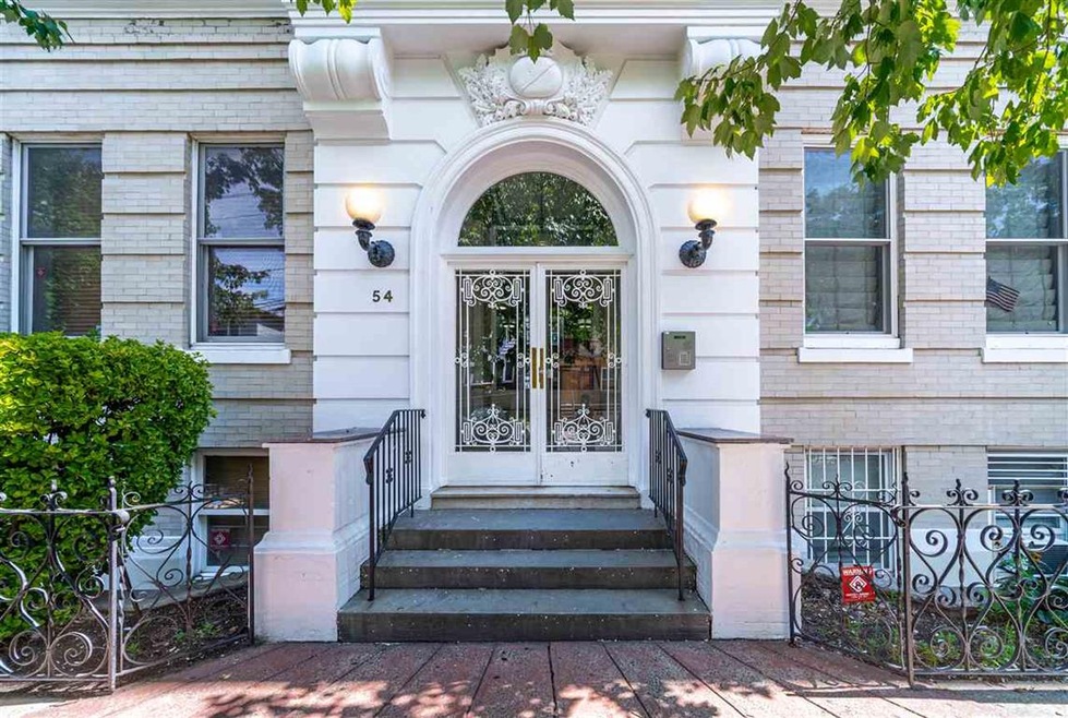 54 Magnolia Ave unit 3-3, Jersey City, NJ 07306 - photo 1