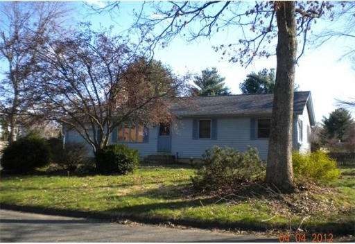 1 Deerfield Dr, Easthampton, MA 01027 - photo 1