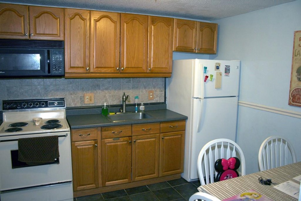 151 King St unit 109, Franklin, MA 02038 - photo 1