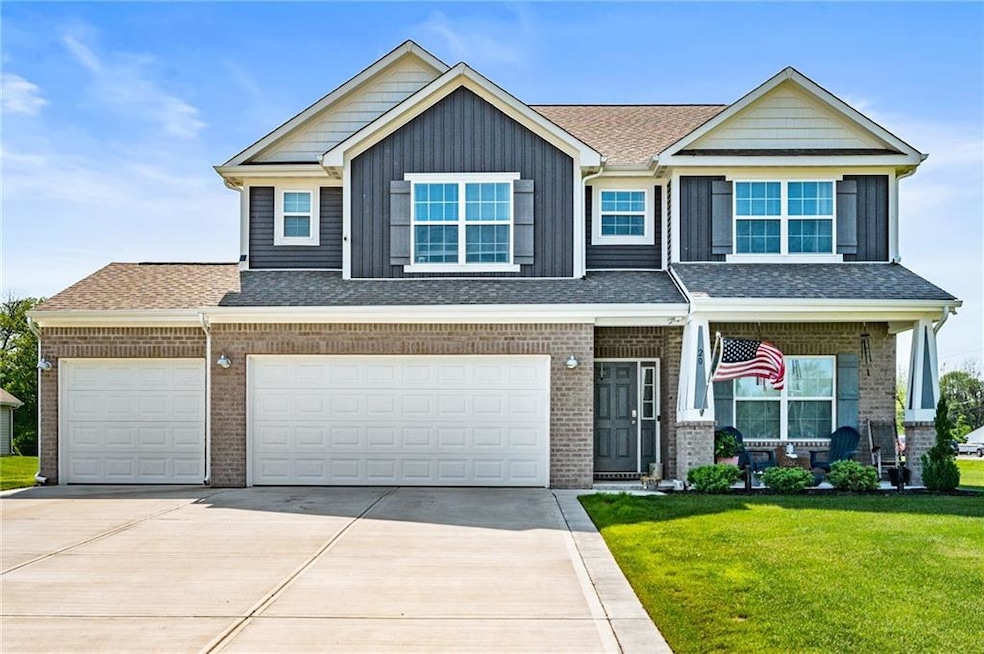 20 Blue Lace Dr, Whiteland, IN 46184 - photo 1