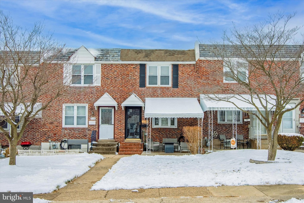 716 Oakwood Dr, Glenolden, PA 19036 - photo 1