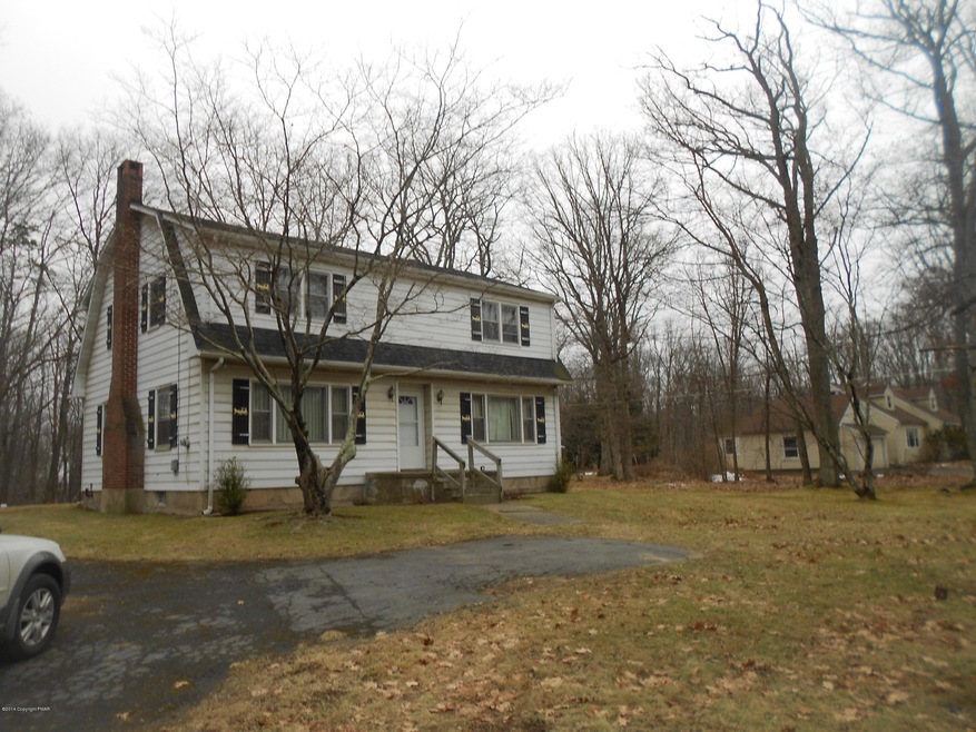 314 Oak Ln, Cresco, PA 18326 - photo 1