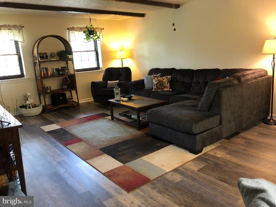 166 Riversedge Dr unit CONDO 166, Norristown, PA 19403 - photo 1