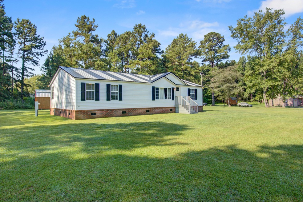 4223 hwy 17N Jamestown SC (1)