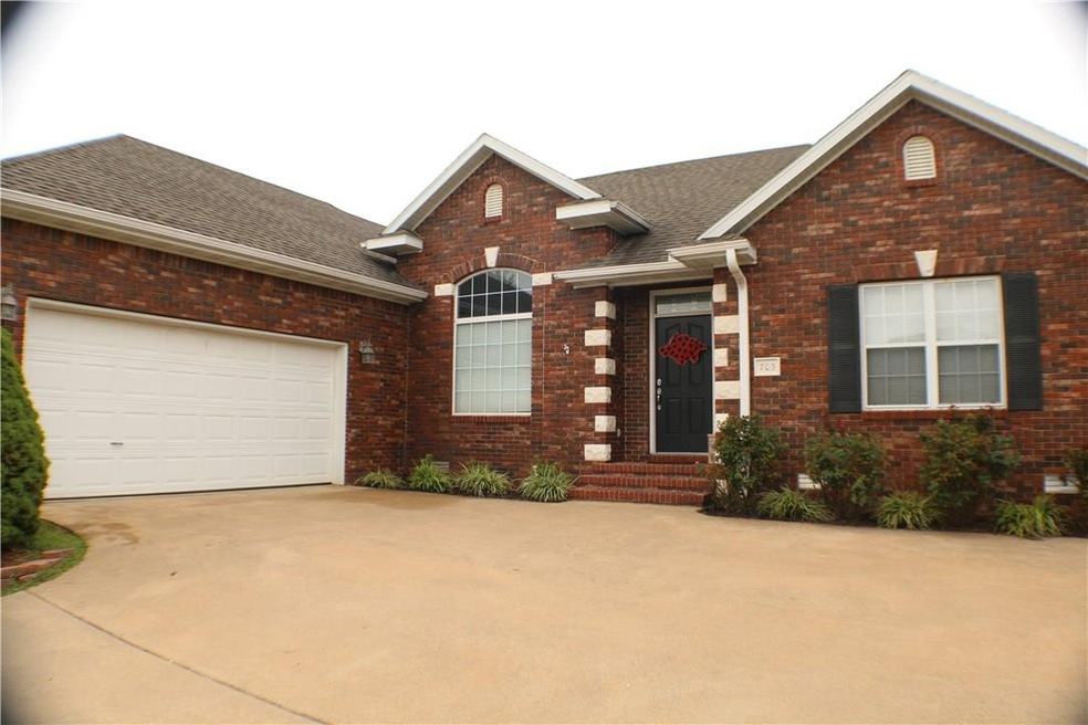 705 Aspen Place, Prairie Grove, AR 72753 - photo 1