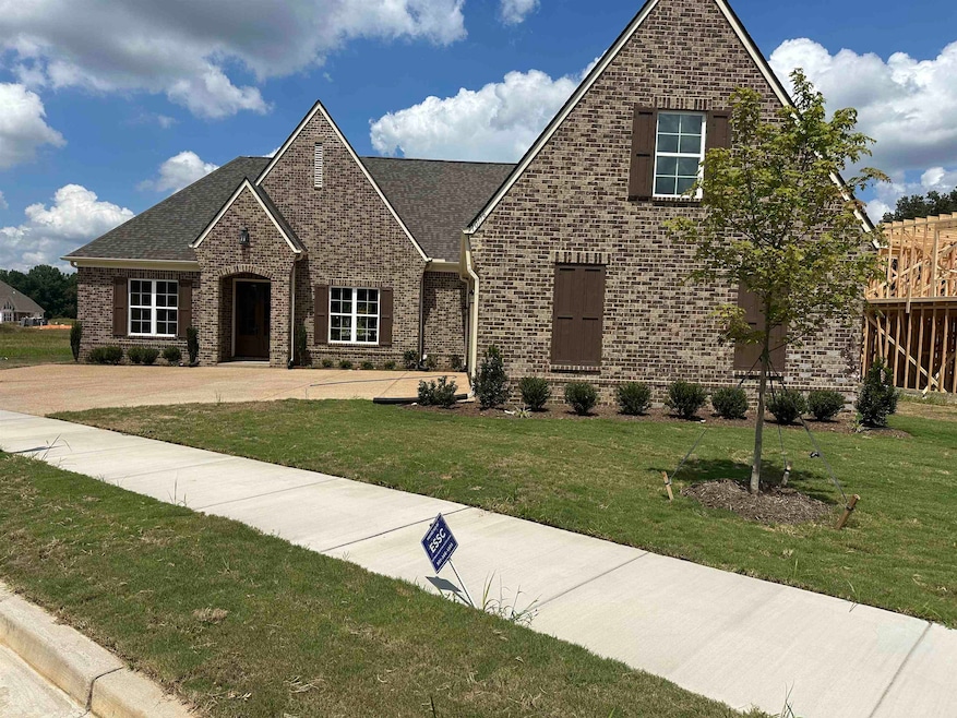 Sold $587,800 • Co-Listing Agent