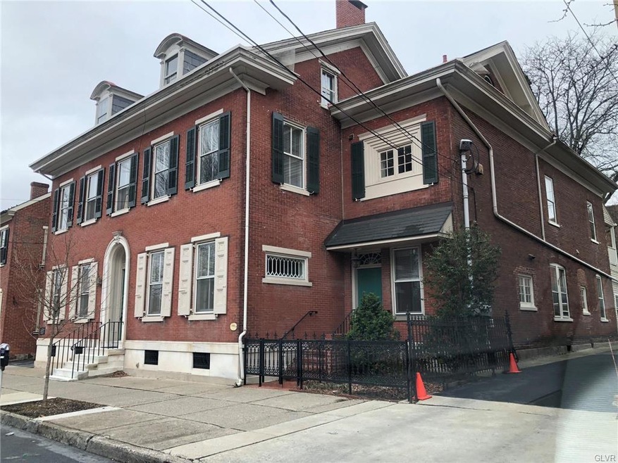 30 W Market St, Bethlehem, PA 18018 - photo 1