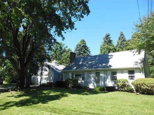 557 Dewey St, West Springfield, MA 01089 - photo 1