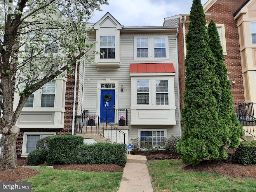 9219 Mccarty Rd, Lorton, VA 22079 - photo 1