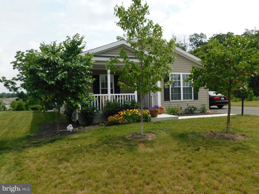 11 Tern Ct, Bechtelsville, PA 19505 - photo 1