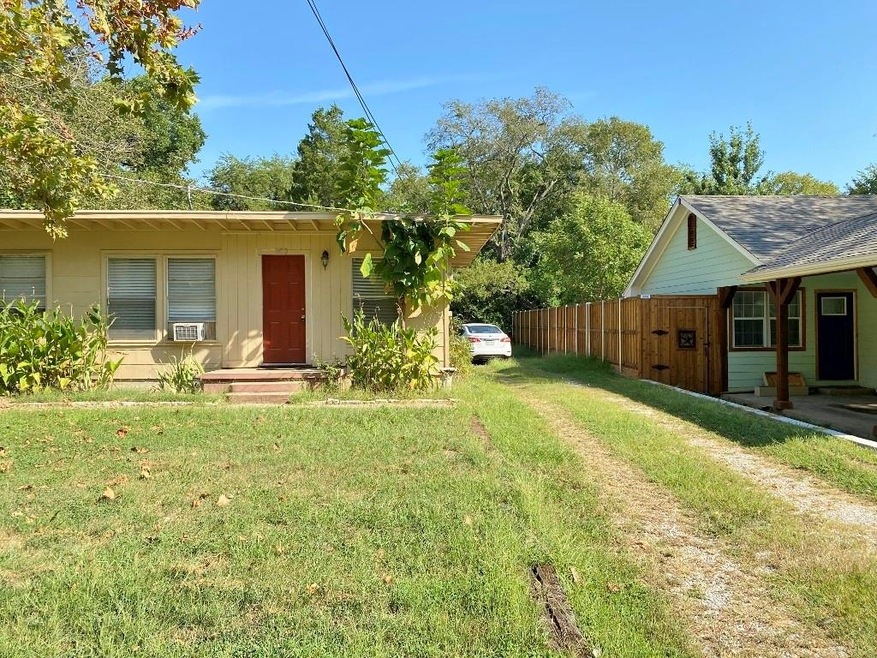 1420 Michial St unit A, Denton, TX 76205 - photo 1