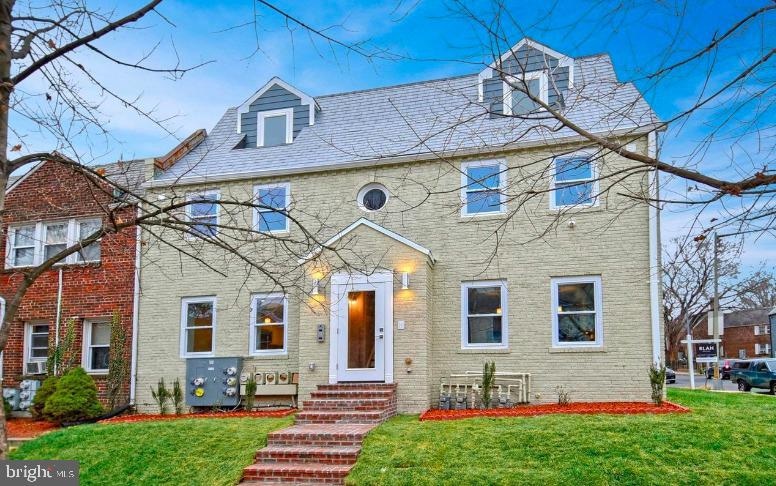 1823 D St NE unit C, Washington, DC 20002 - photo 1