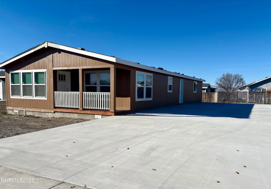 485 Camellia Way, Lovelock, NV 89419 - photo 1