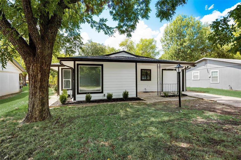 809 Hackamore St, Fort Worth, TX 76108 - photo 1