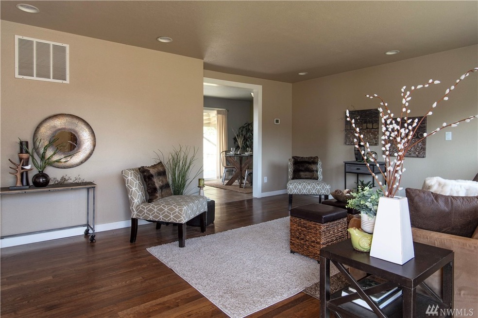 7713 29th St W, University Place, WA 98466 - photo 1