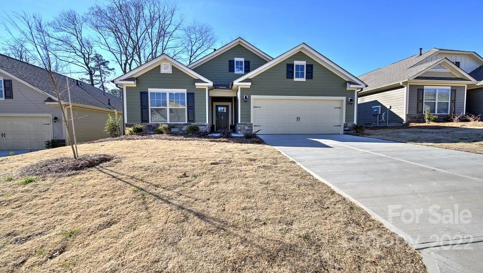 88 Thornberry Rd, Hendersonville, NC 28792 - photo 1