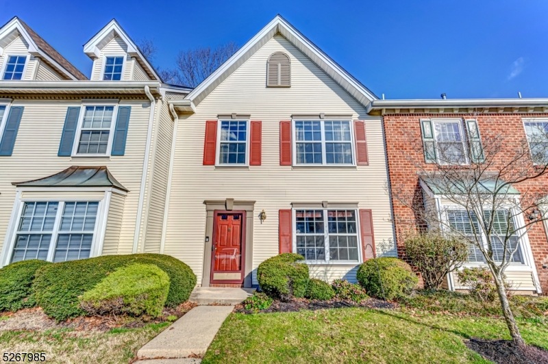 201 Lindsey Ct, Franklin Park, NJ 08823 - photo 1