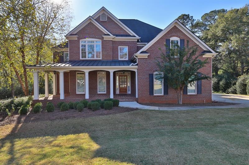 4450 Lucerne Ln SW, Lilburn, GA 30047 - photo 1