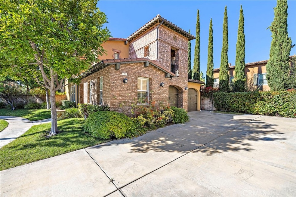 For Sale $2,580,000 • Co-Listing Agent