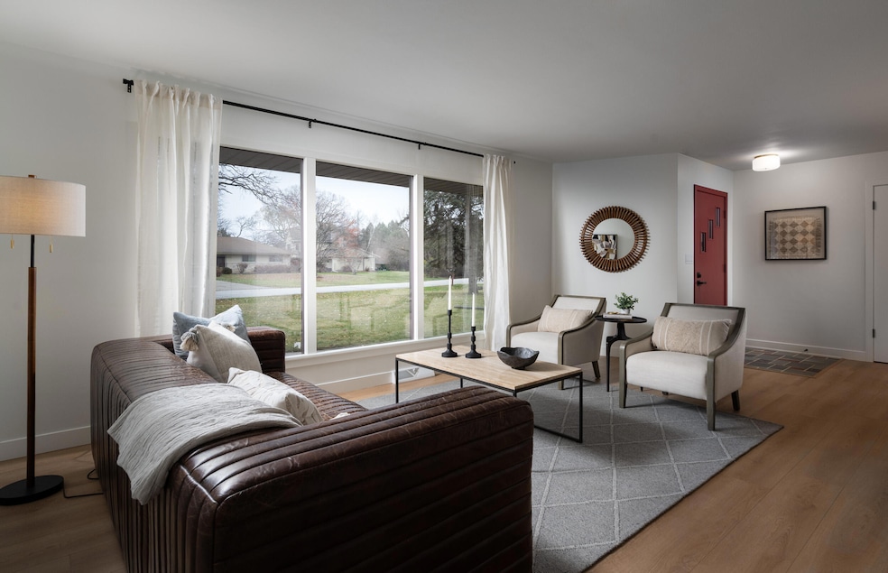 4085 Brook Ln, Brookfield, WI 53005 - photo 1