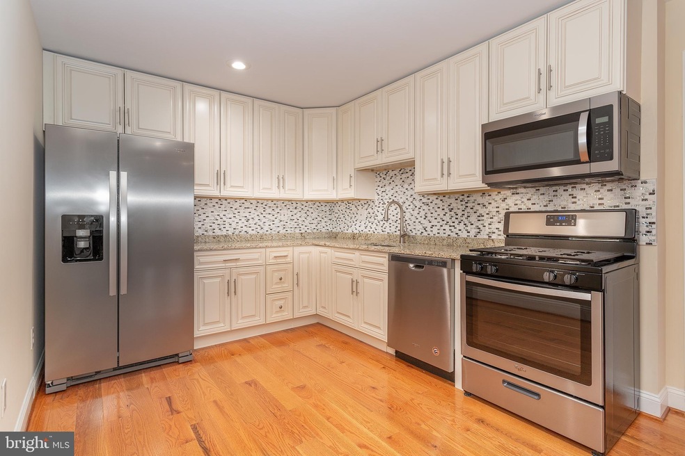 652 Newton Place NW unit 2, Washington, DC 20010 - photo 1