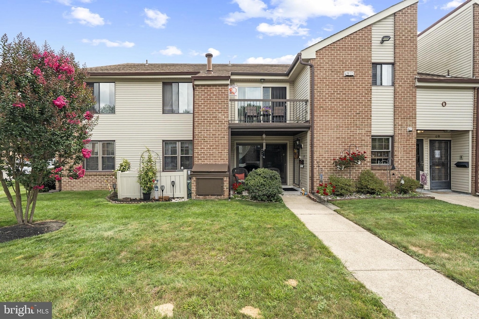 1475 Mount Holly Rd unit O7, Beverly, NJ 08010 - photo 1