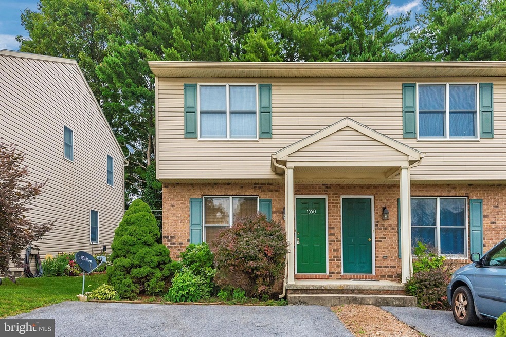 1550 Crest View Ave, Hagerstown, MD 21740 - photo 1