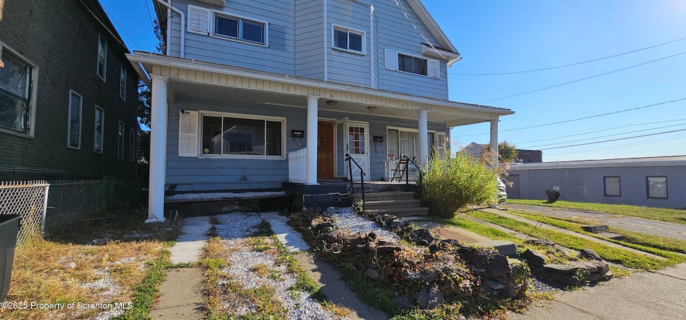 1124 Lafayette St, Scranton, PA 18504 - photo 1
