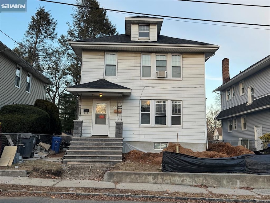 For Rent $2,500/month • Co-Listing Agent