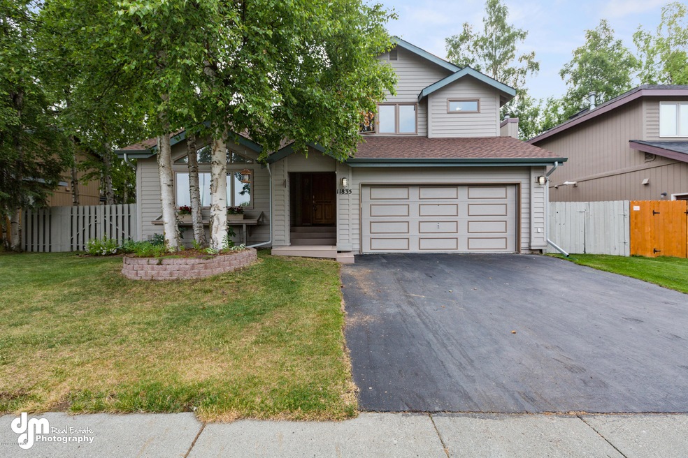 Exterior Front MS_81361-FULL