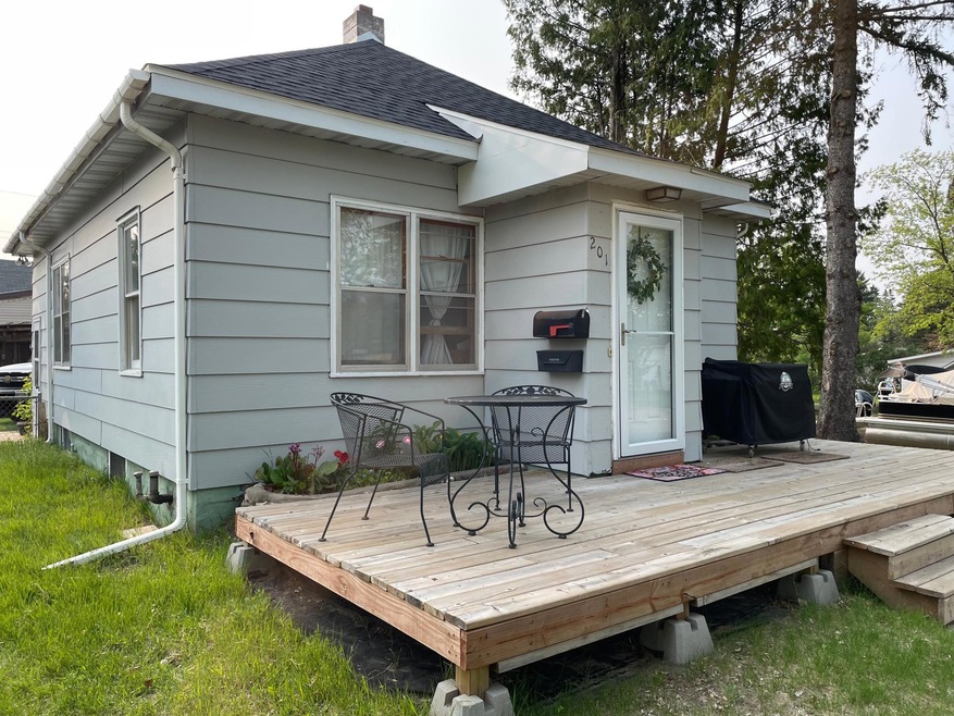 201 SE 3rd Ave, Grand Rapids, MN 55744 - photo 1