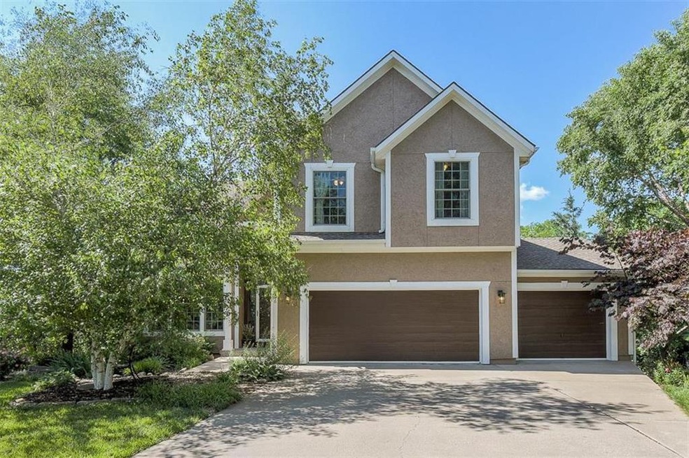 Wonderful in Woodsonia!