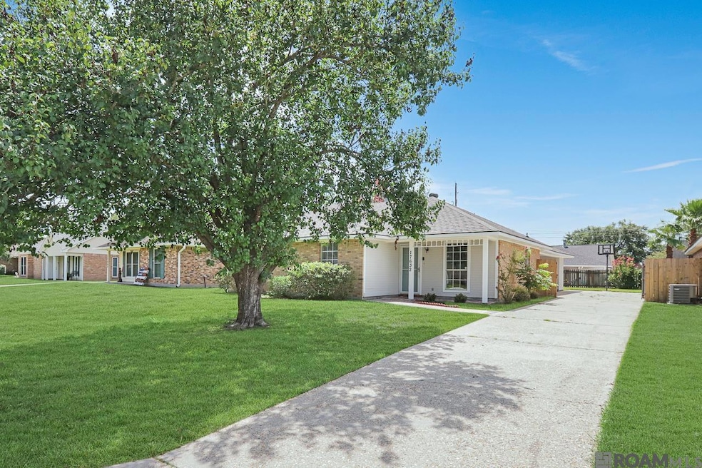 17632 Nine Oaks Ave, Baton Rouge, LA 70817 - photo 1