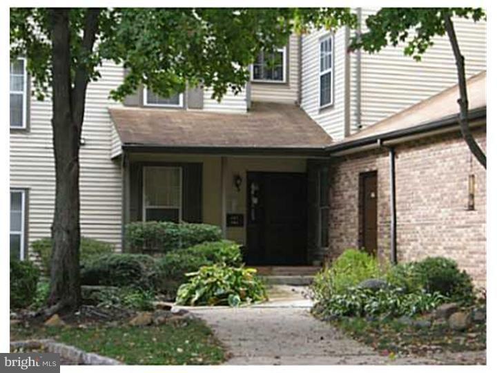 3182 Cypress Ct, Monmouth Junction, NJ 08852 - photo 1