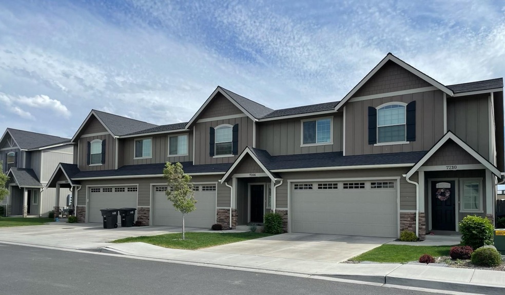 Chestnut Triplex Front