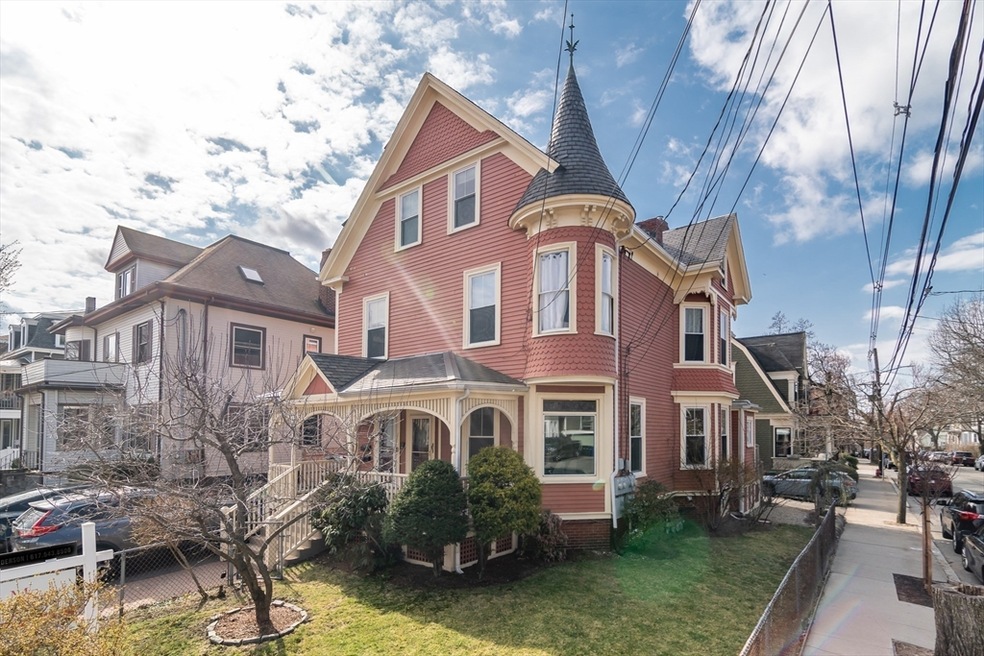 26 Grand View Ave unit 1, Somerville, MA 02143 - photo 1