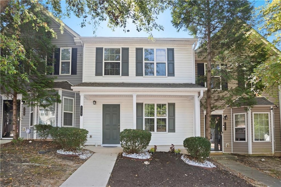 728 Crestwell Cir SW, Atlanta, GA 30331 - photo 1