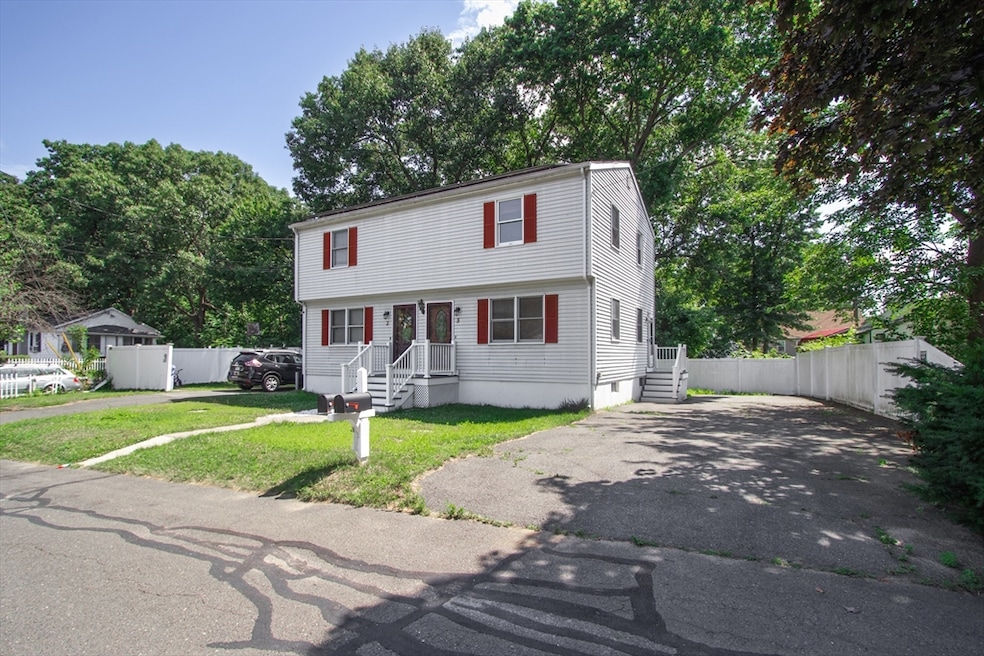 3-5 Angelo St, Springfield, MA 01119 - photo 1