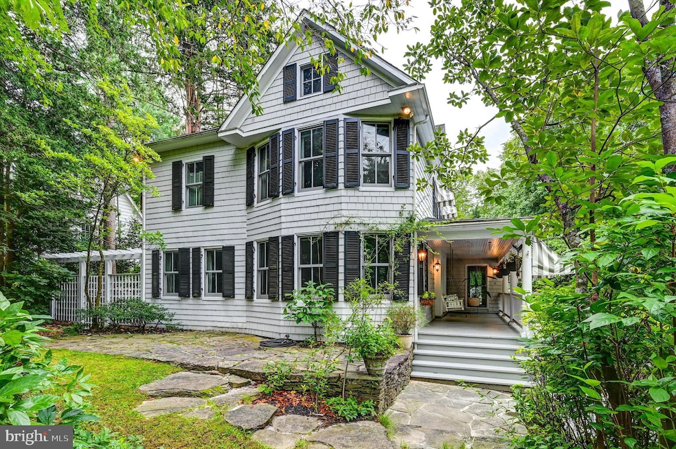 1505 Locust Ave, Towson, MD 21204 - photo 1