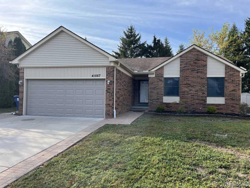 41567 SiMcOe Dr, Canton, MI 48188 - photo 1